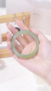 中国黄金和田玉手镯