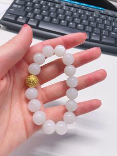 周大福国玉传承和田玉手串