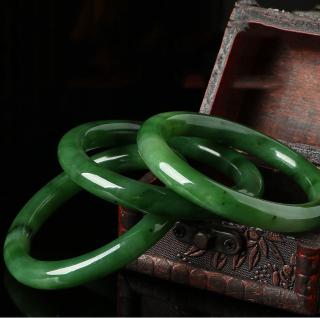 宋掌柜家的青玉贵吗?