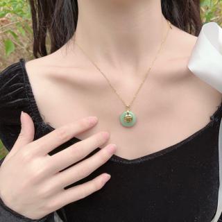 好精致的和田玉项链~