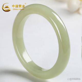 和���玉手镯怎么选好!推荐4个质量好的和田玉手镯!